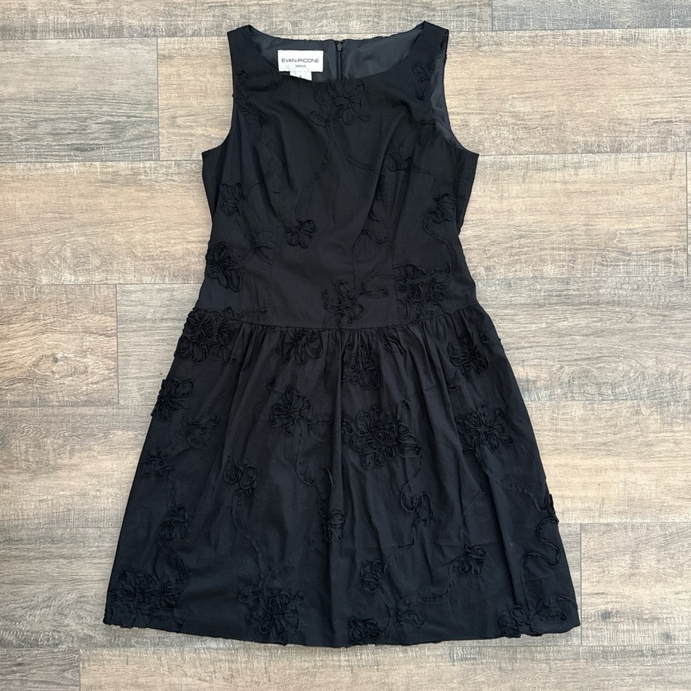 Vintage 90s Evan-Picone Black Floral Appliqué Mini Dress